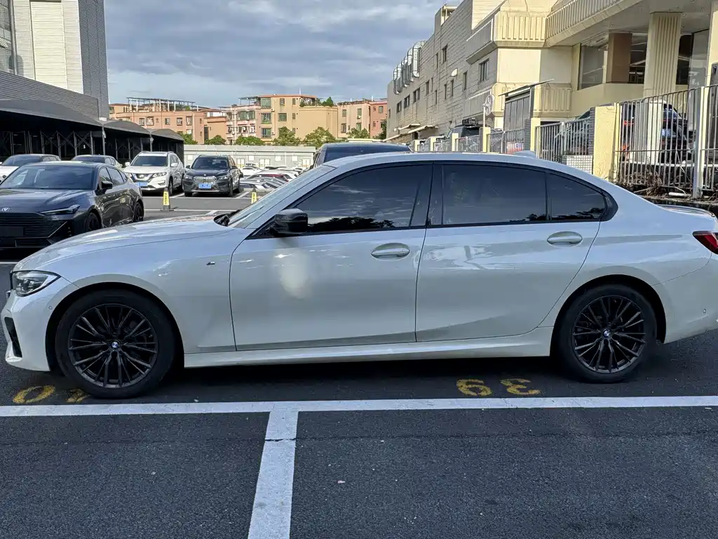 BMW 3 Series — миниатюра 5