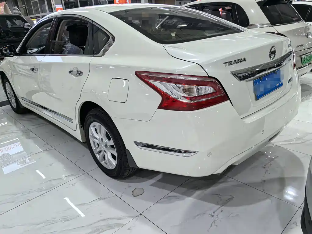 Nissan Teana — миниатюра 4