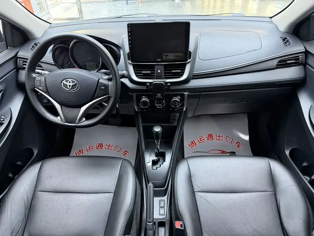 Toyota Yaris L — миниатюра 11
