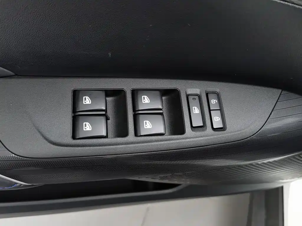 Changan Yida — миниатюра 9