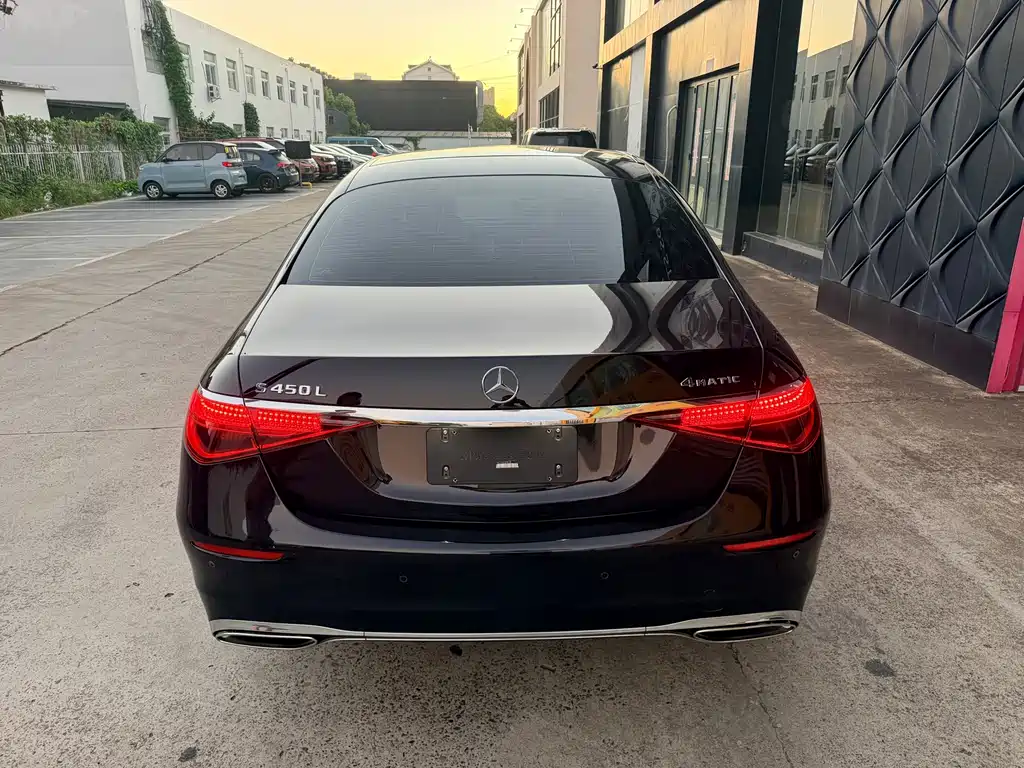 Mercedes-Benz S-Class — миниатюра 9