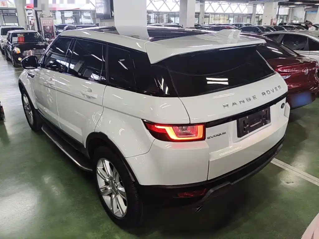 Land Rover Evoque — миниатюра 5