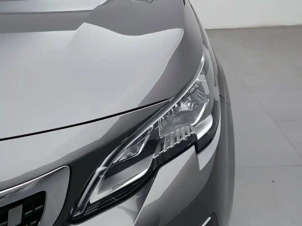 Peugeot 4008 — миниатюра 7