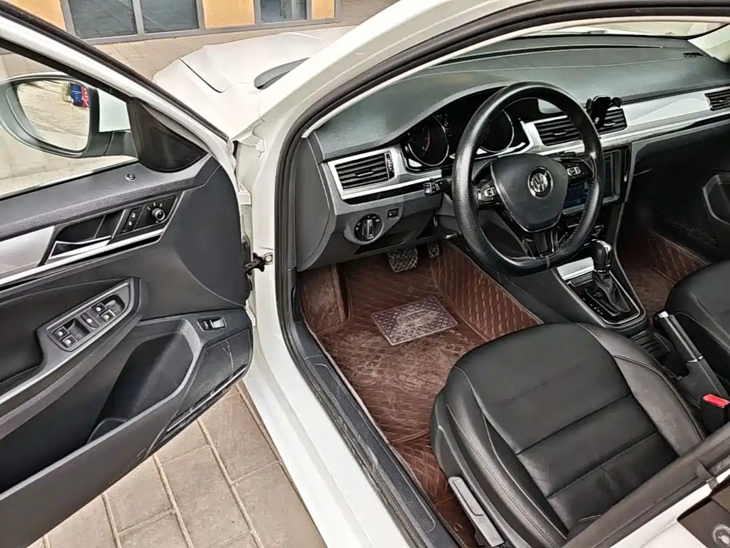 Volkswagen Bora — миниатюра 16