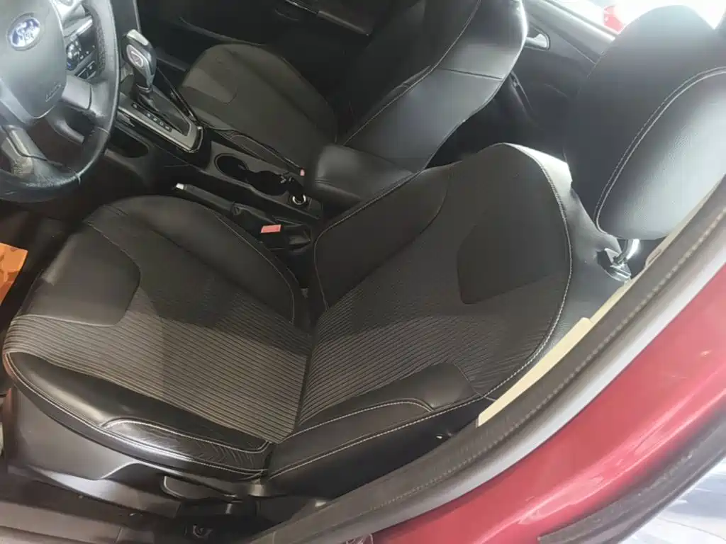 Ford Focus — миниатюра 15