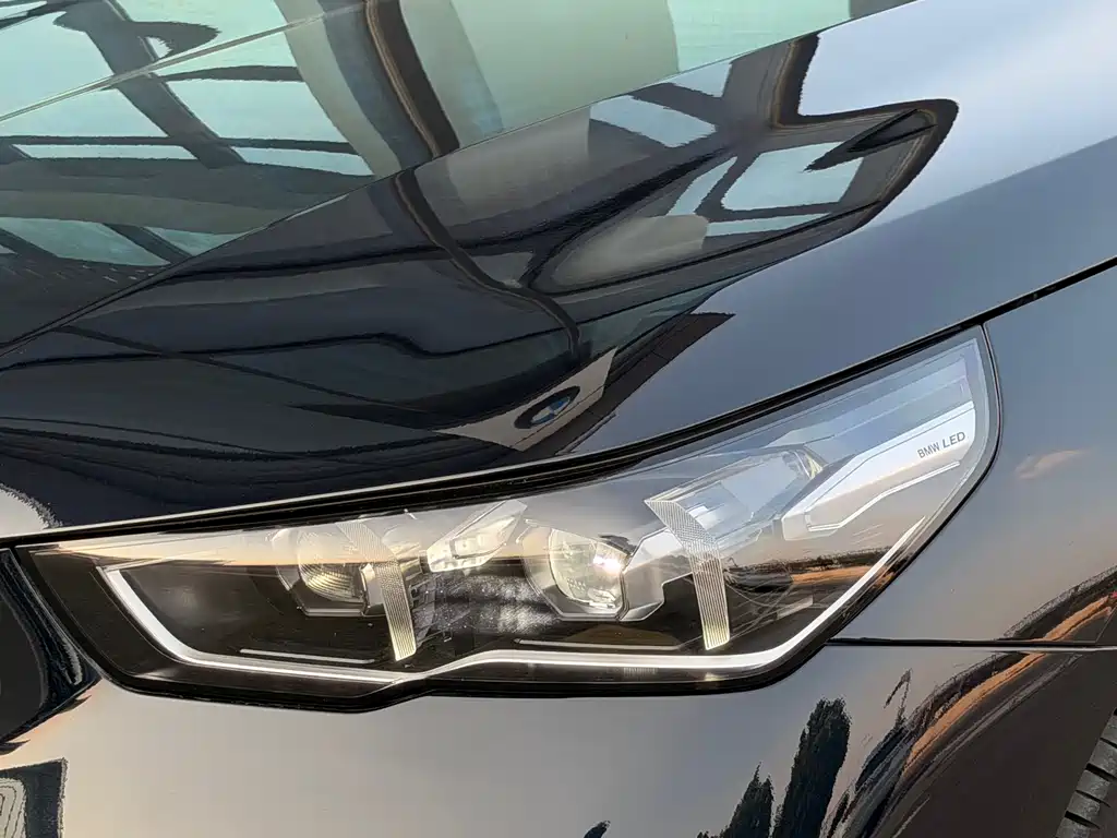 BMW i5 2024 eDrive 35L Luxury