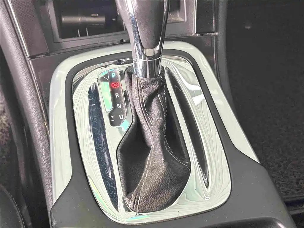 Buick Regal — миниатюра 12