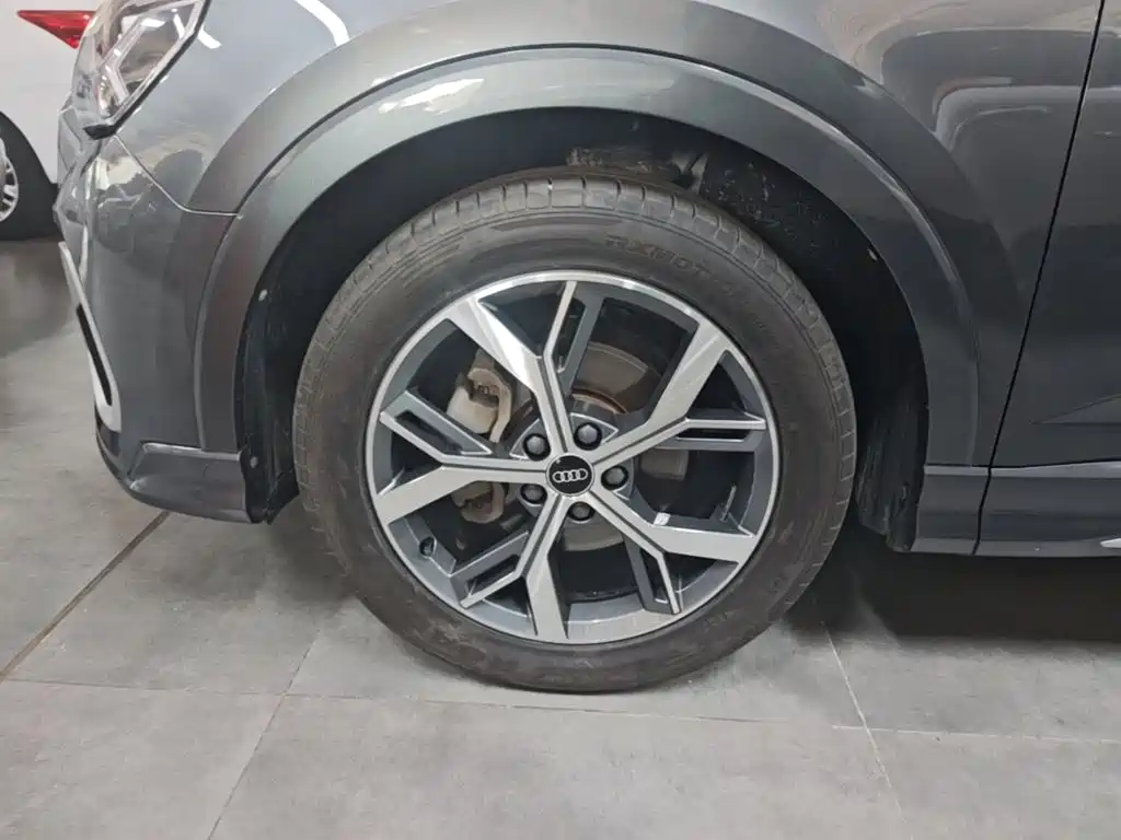 Audi Q3 Sportback — миниатюра 23