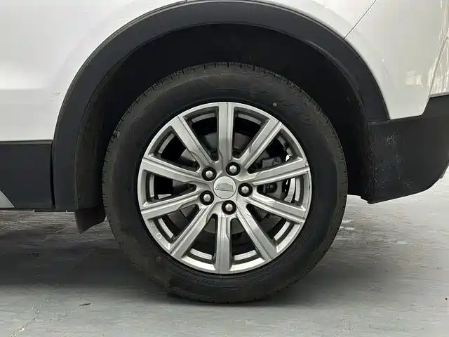Cadillac XT4 — миниатюра 13