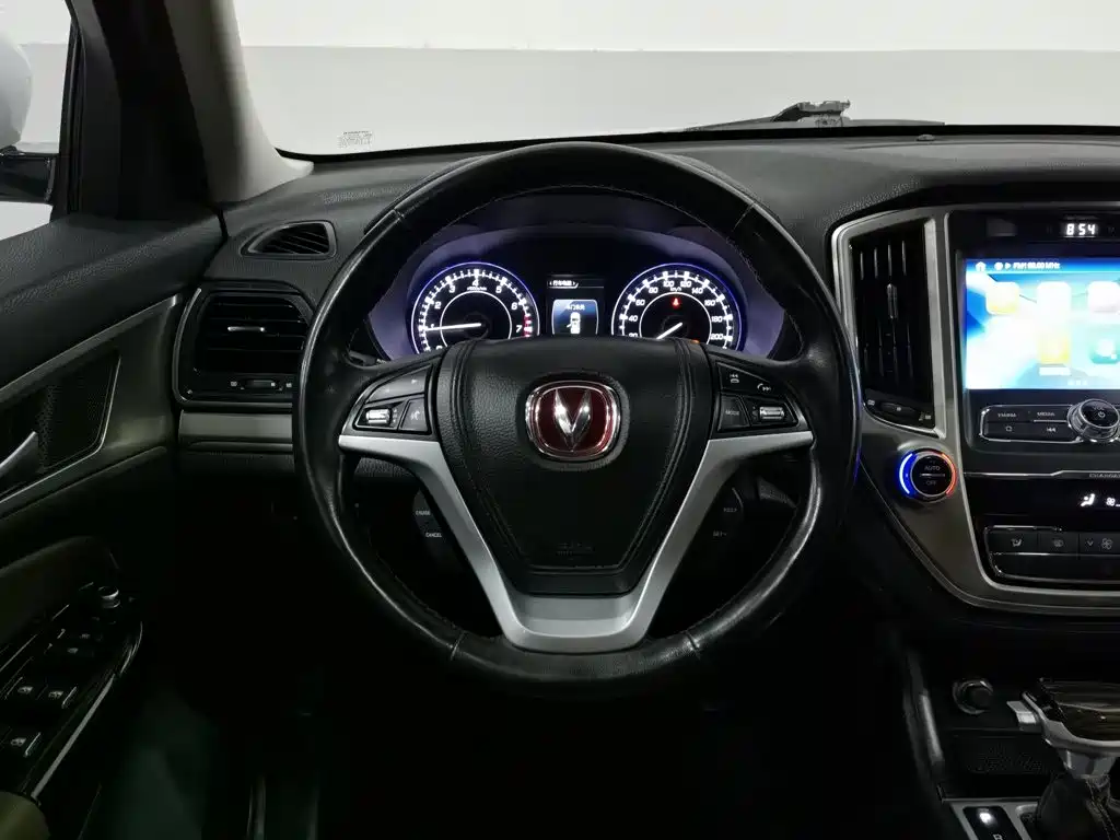 Changan CS95 — миниатюра 11