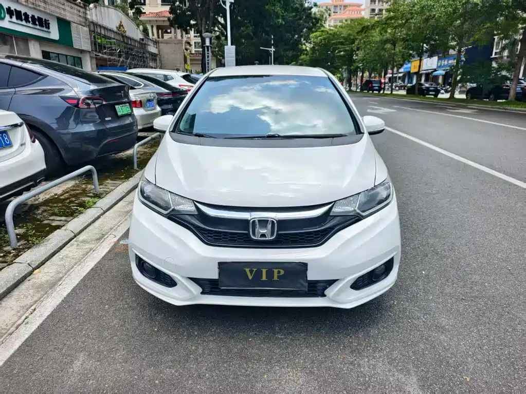 Honda Fit 1.5L CVT Comfort Edition, фото 3