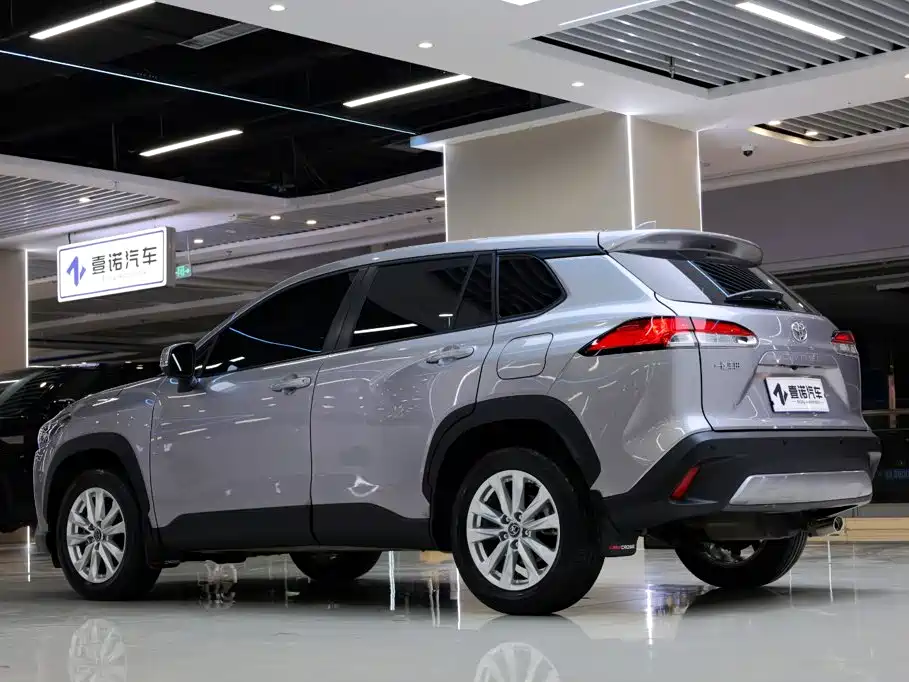 Toyota Corolla Cross — миниатюра 5