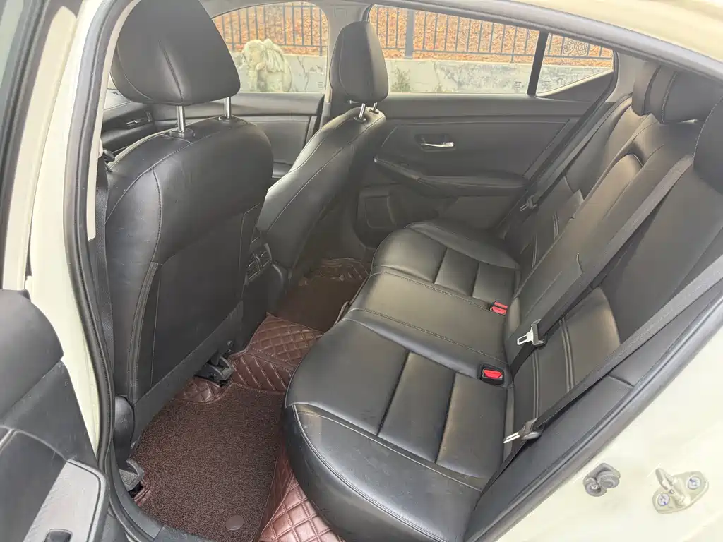 Nissan Sylphy — миниатюра 8