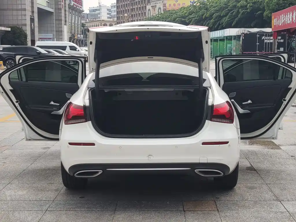 Mercedes-Benz A-Class — миниатюра 17