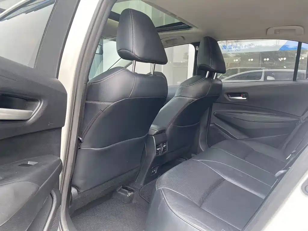 Toyota Corolla — миниатюра 10