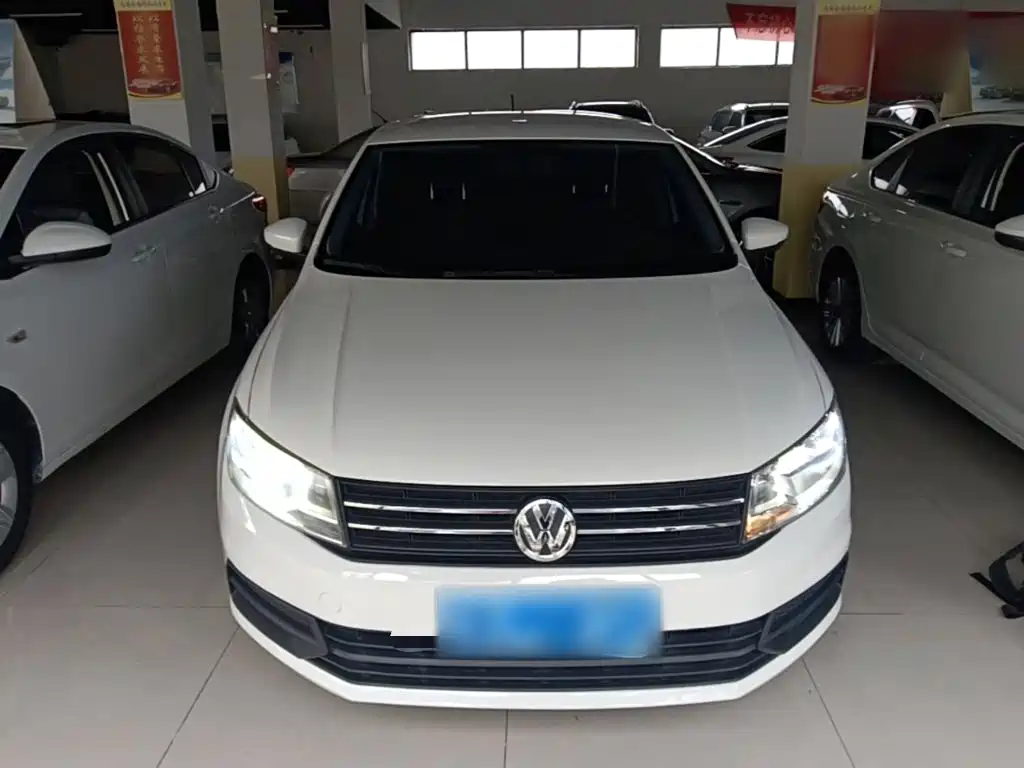 Volkswagen Santana — миниатюра 3