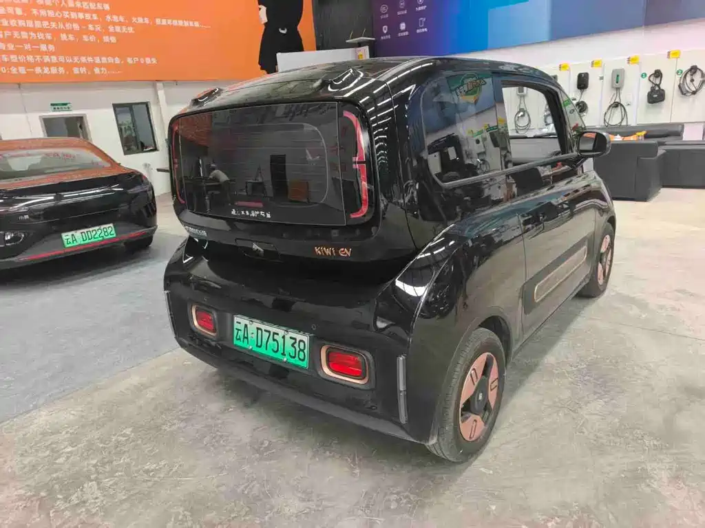 Baojun KiWi EV — миниатюра 5