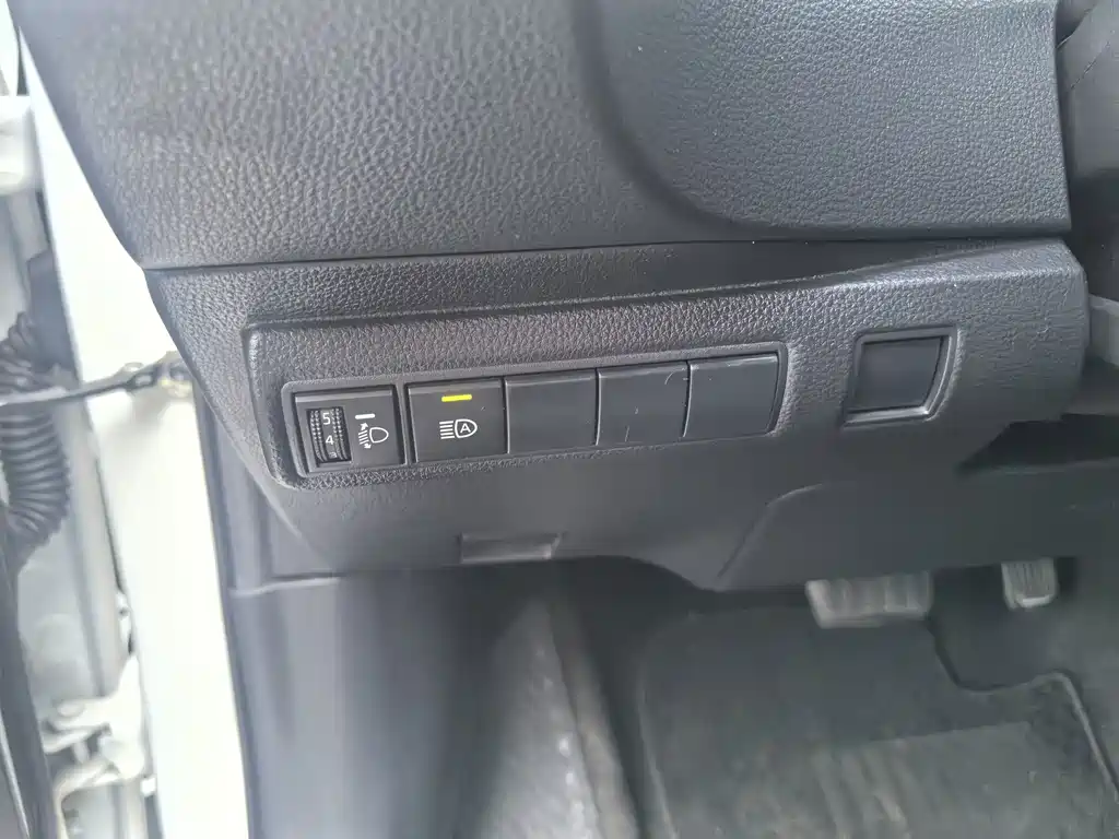 Toyota Corolla — миниатюра 15