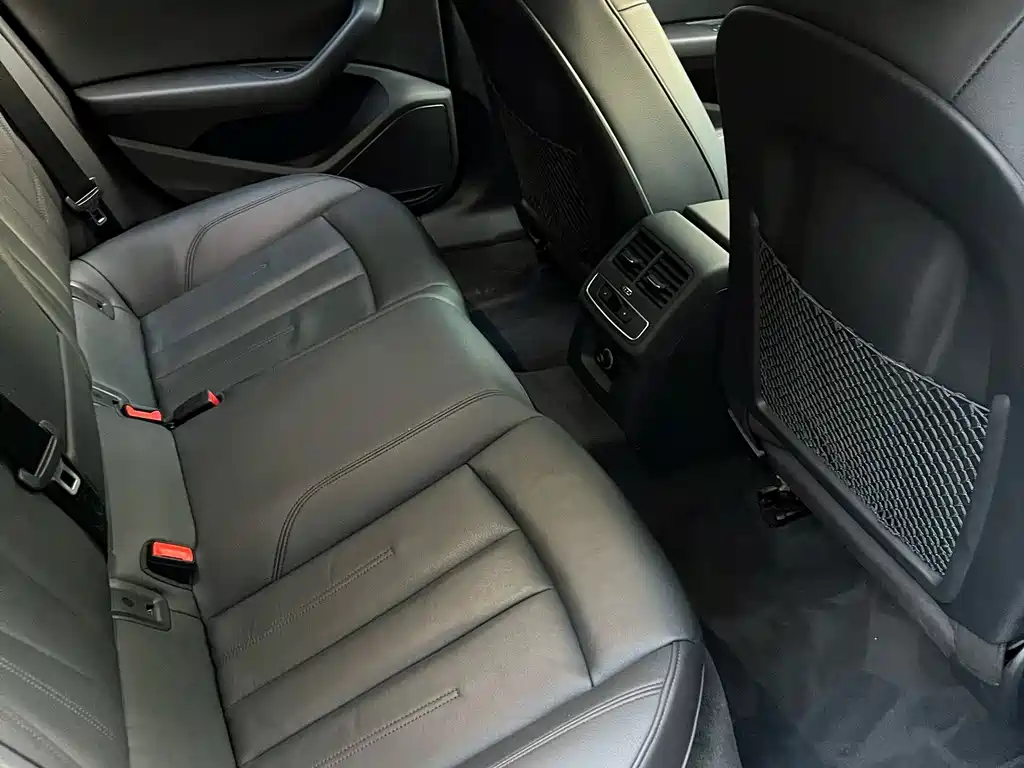 Audi A5 (Import) — миниатюра 8