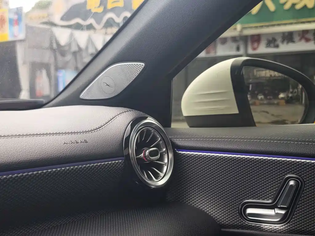 Mercedes-Benz A-Class — миниатюра 12