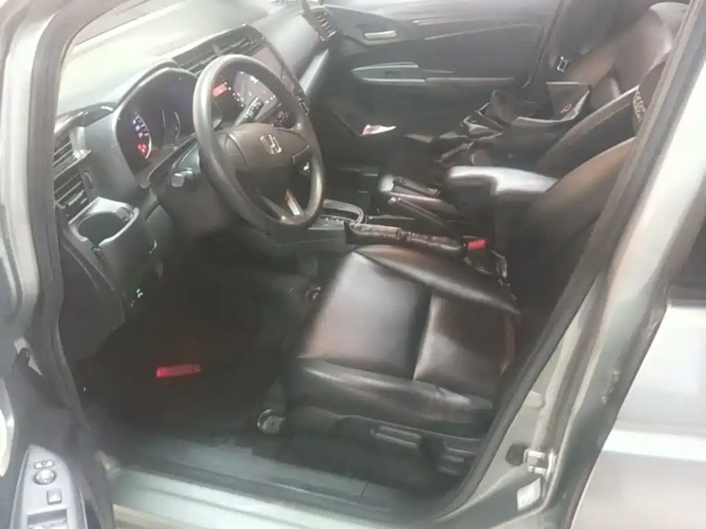 Honda Fit — миниатюра 15