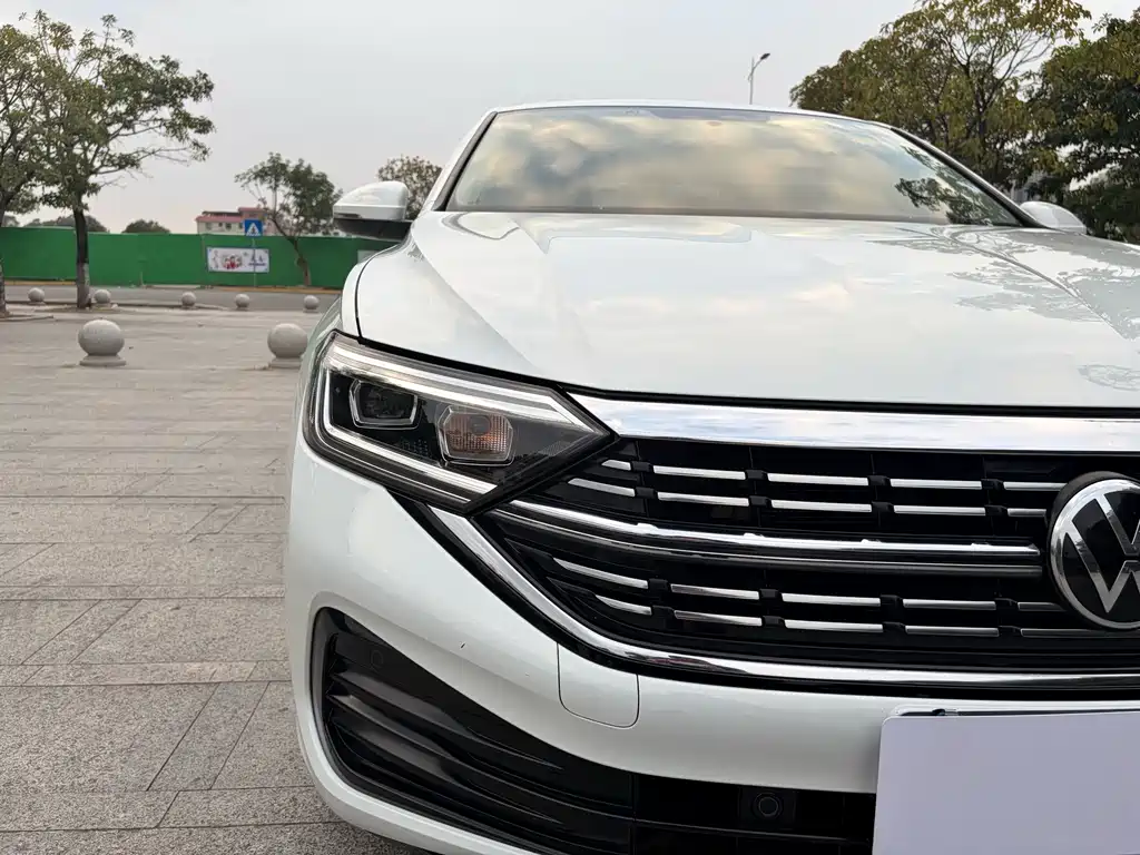 Volkswagen Sagitar — миниатюра 18
