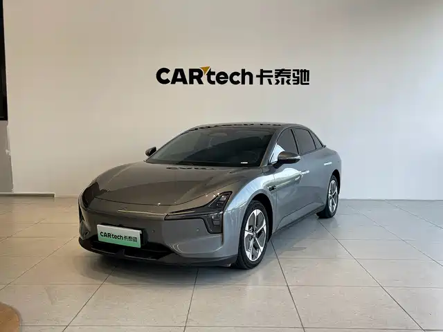 2025 Xpeng Mona M03