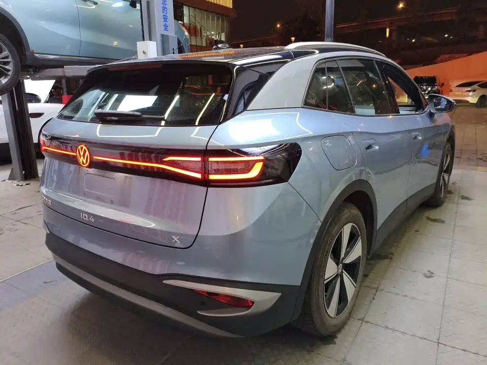 Volkswagen ID.4 X 2025 Smart