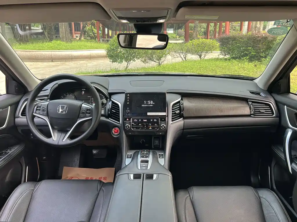 Honda Avancier — миниатюра 5