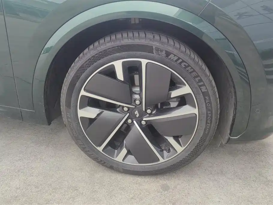 Li Auto L7 2025 Ultra