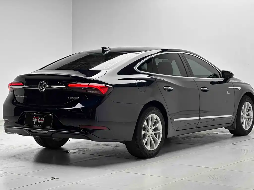 Buick LaCrosse — миниатюра 6