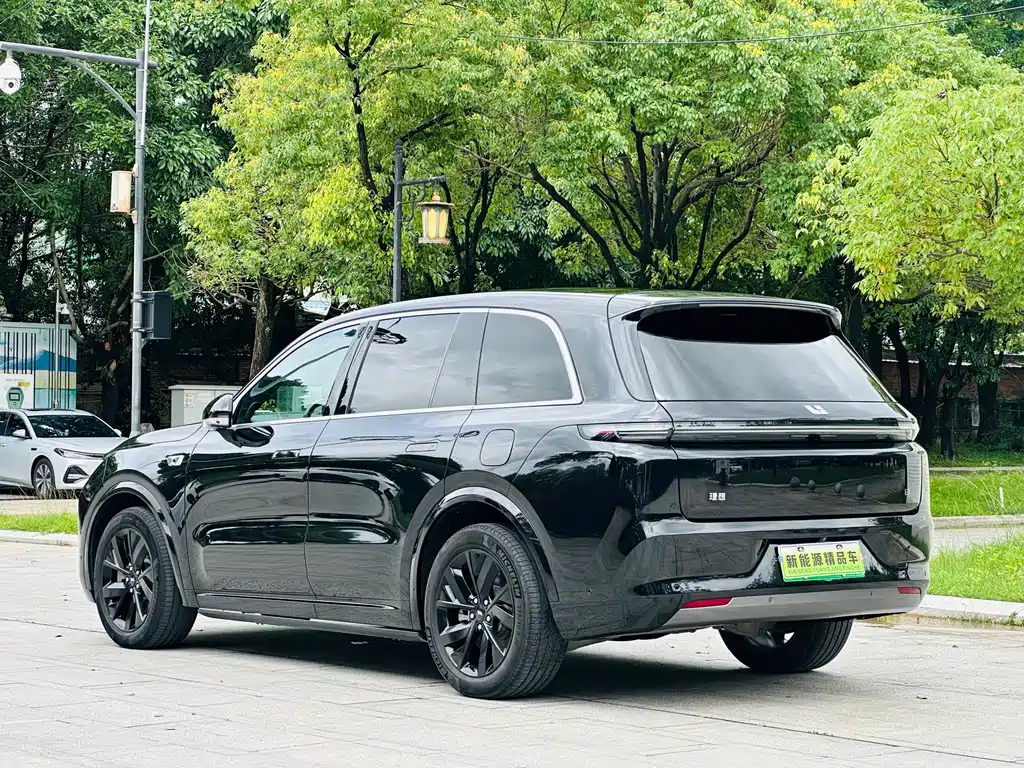 Li Auto L8 2023 Air