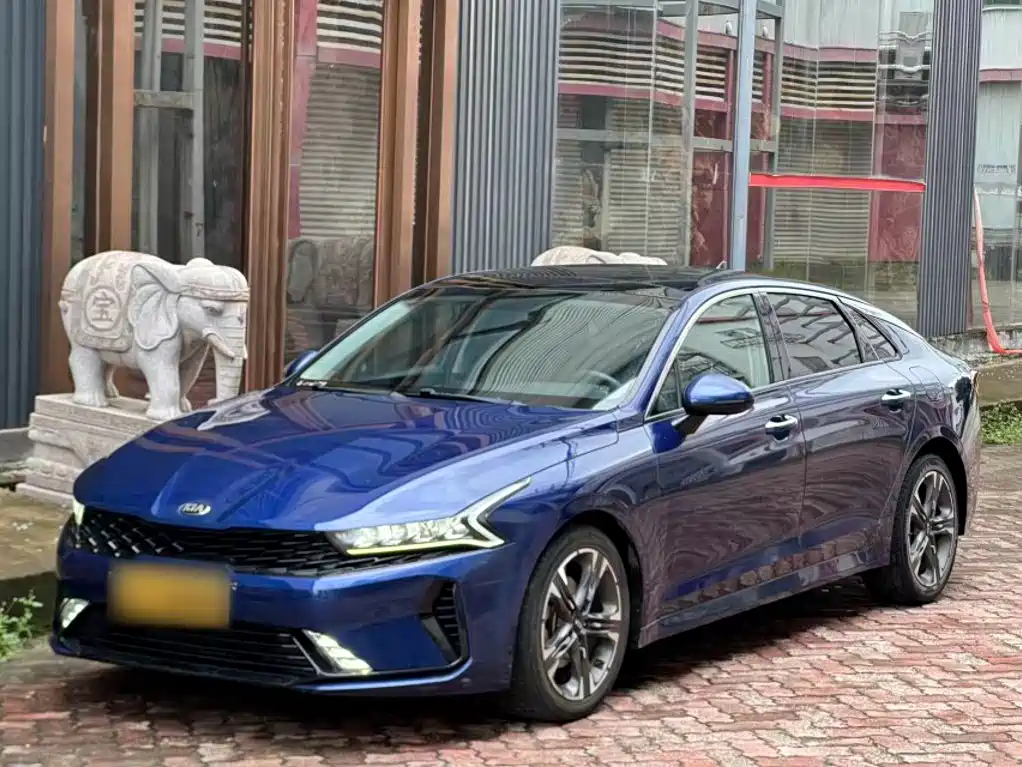 Kia K5 — миниатюра 13