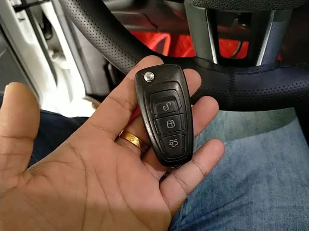 Ford Kuga — миниатюра 9