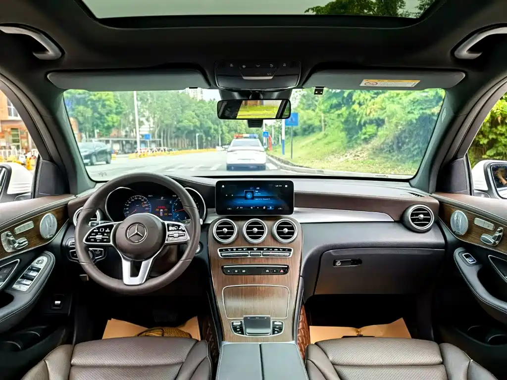 Mercedes-Benz GLC — миниатюра 8