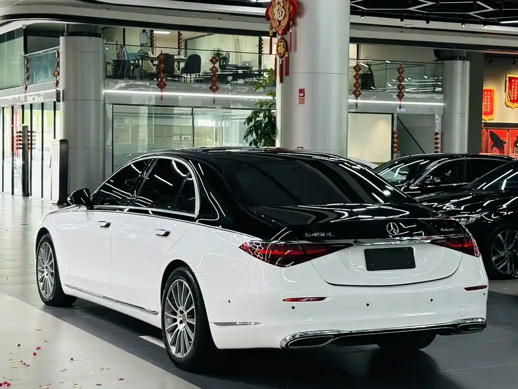 Mercedes-Benz S-Class — миниатюра 7