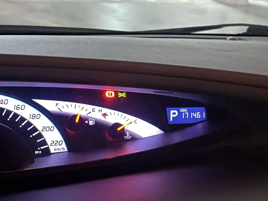 Toyota Previa — миниатюра 4