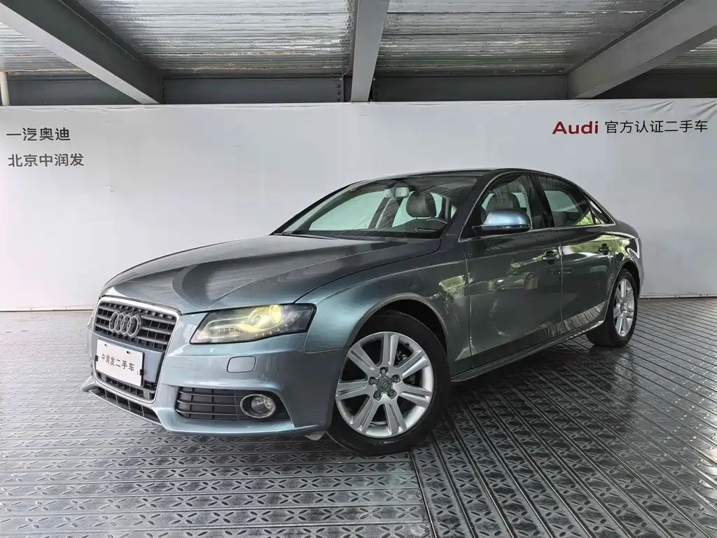 Audi A4L 2011