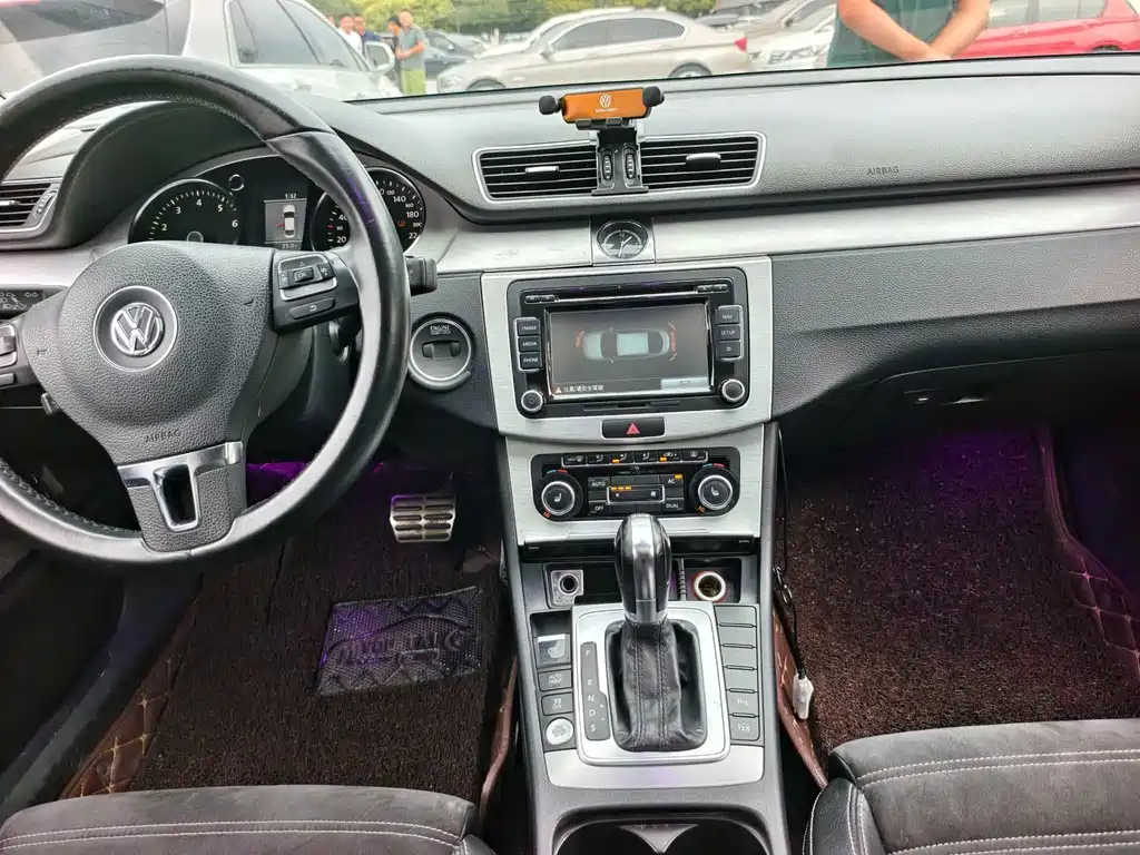 Volkswagen CC — миниатюра 11