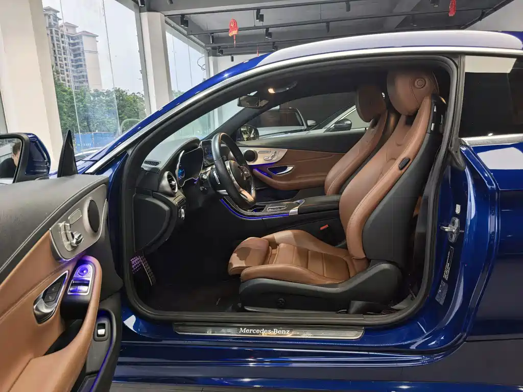 Mercedes-Benz C-Class (Import) — миниатюра 8