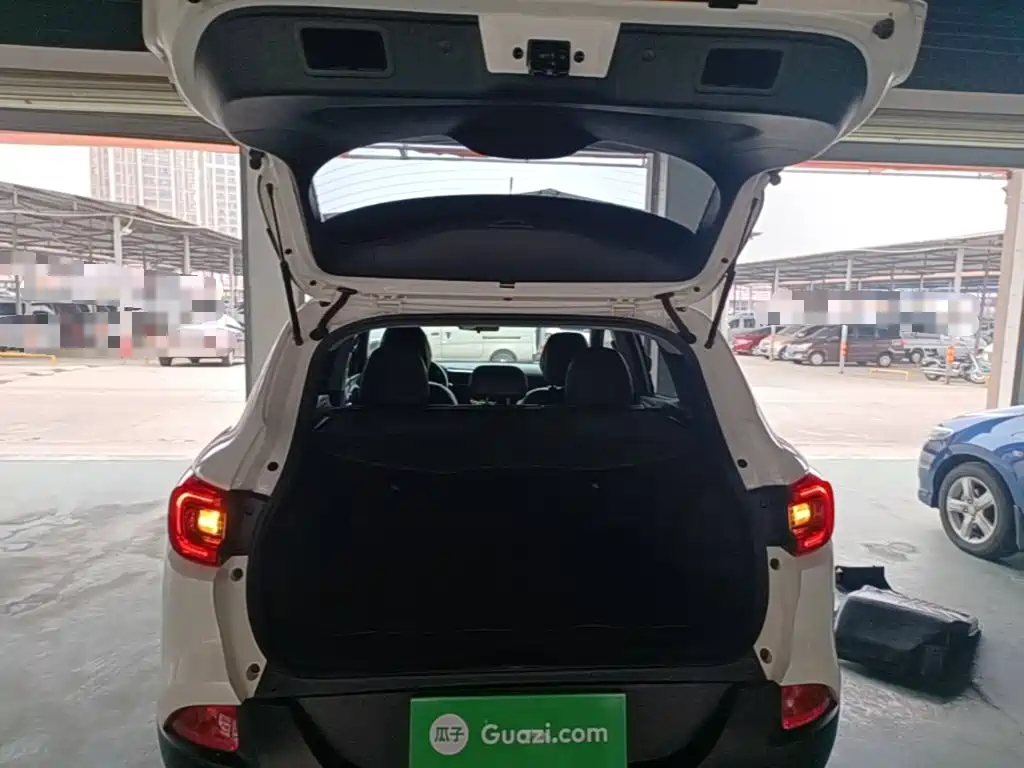 Renault Kadjar — миниатюра 19