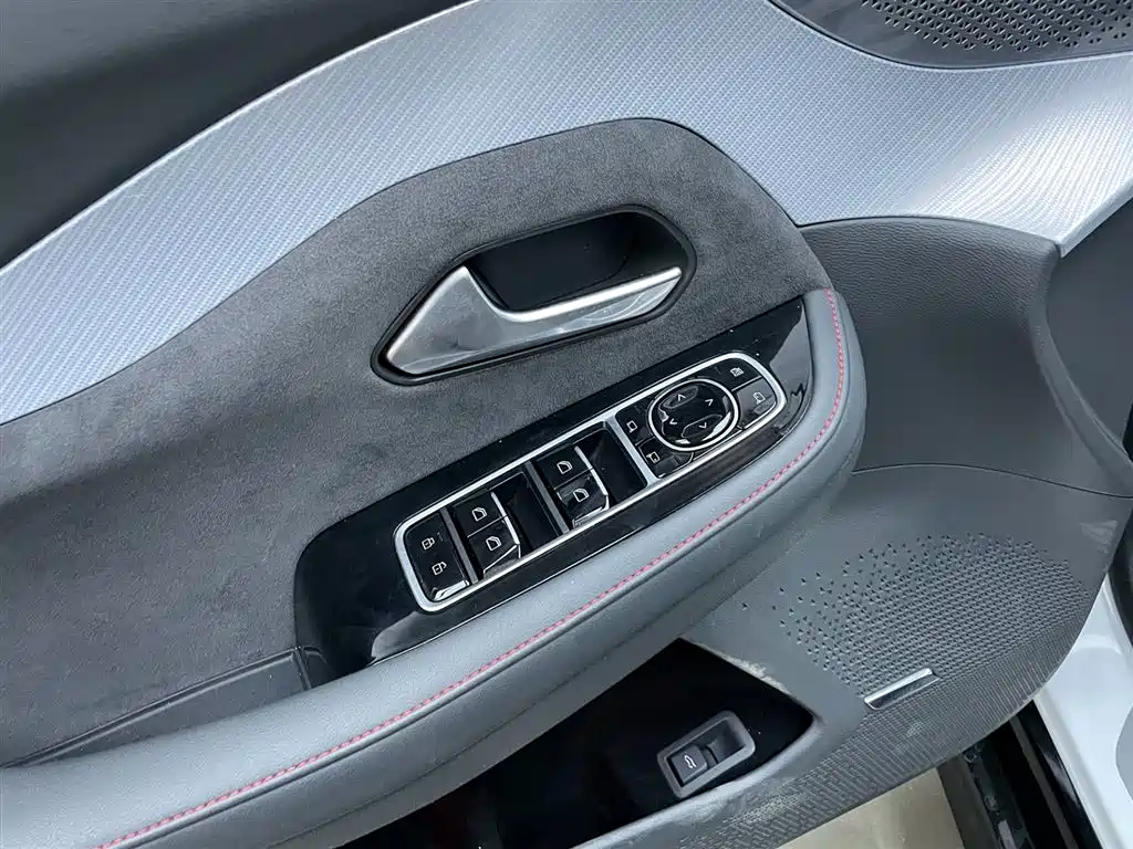 ARCFOX EXTREME FOX POLAR FOX ALPHA S