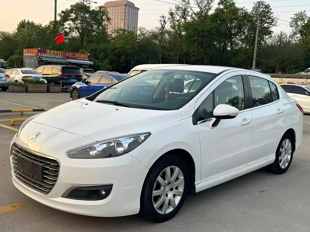 Peugeot 308 2014