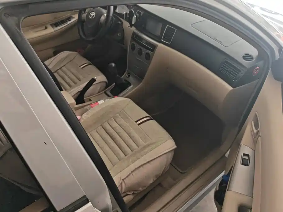 Toyota Corolla — миниатюра 8