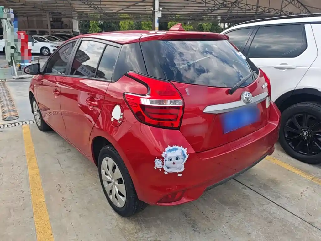 Toyota Yaris L — миниатюра 5