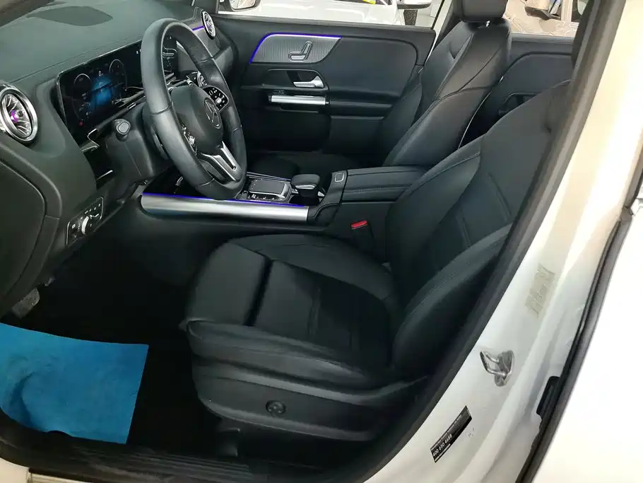 Mercedes-Benz GLA — миниатюра 9