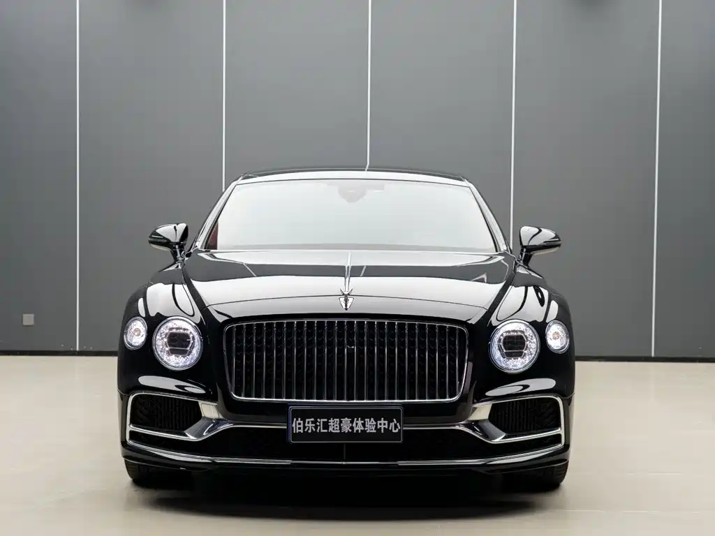 Bentley Flying Spur — миниатюра 4