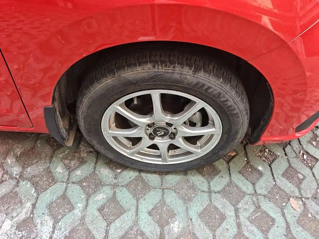 Honda Fit — миниатюра 9