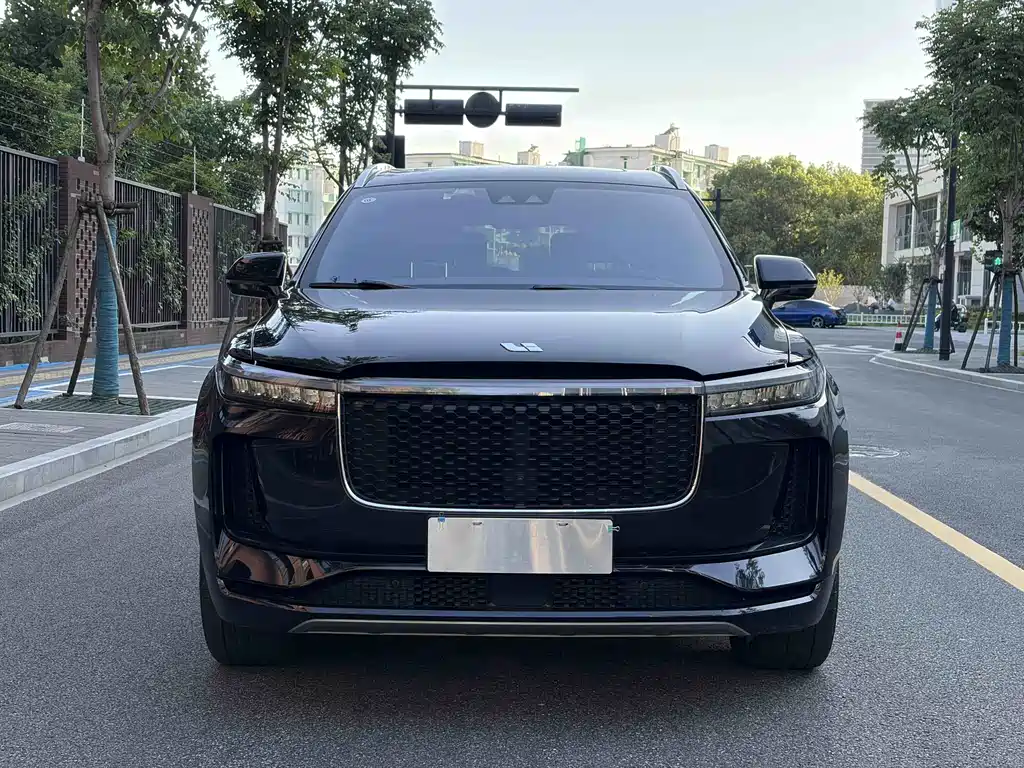 Li Auto Li ONE — миниатюра 2