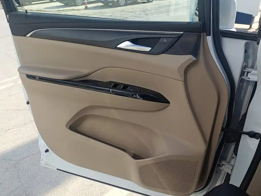 Buick GL8 2025 Smart